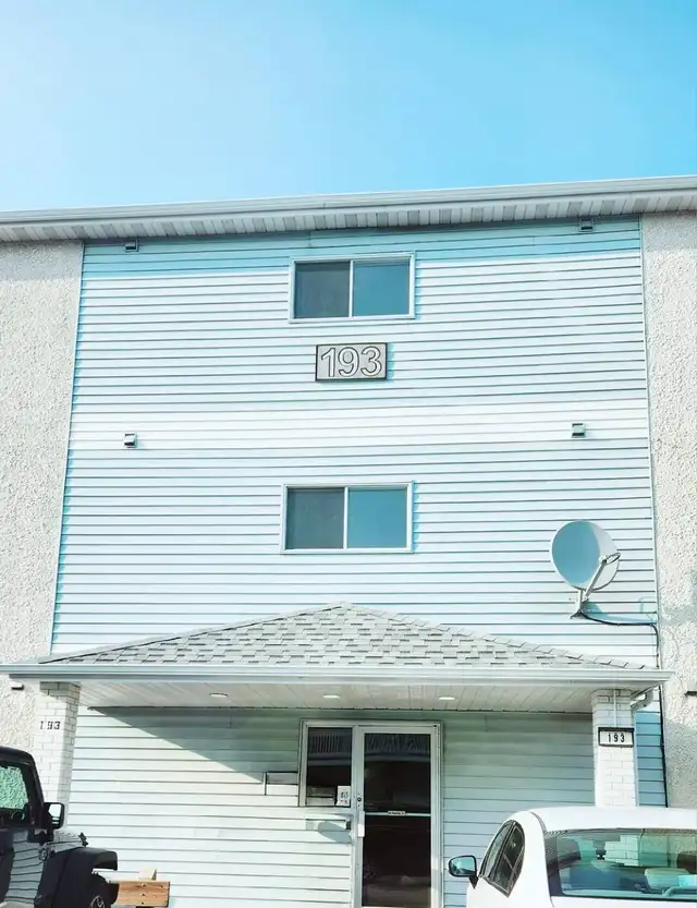 FOR RENT: 2 BEDROOM CONDO UNIT IN GARDEN CITY AREA