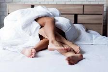 homme recherche une femme pour cette nuit  ?