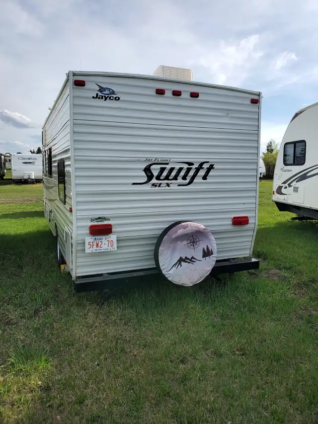 2012 Jayco Swift 184BH Travel Trailer - Photo 7