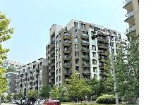 Luxury Condo - 1 Bedroom   Den (Downtown Markham)