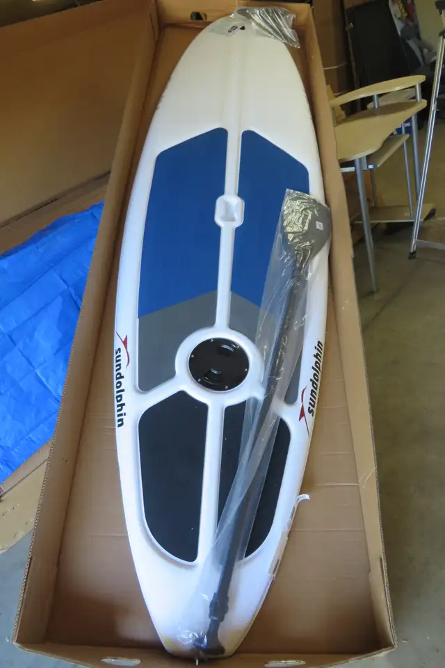 SUP Paddle Board- Brand New  – Plastic! - Photo 3