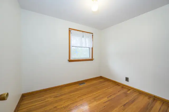 INGERSOLL - 660' deep lot with development potential - Photo 7