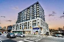 STUNNING 1 BEDROOM   DEN CONDO FOR LEASE IN HIGH PARK!!