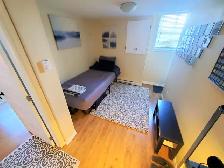 Large spacious bright 3 1/2 and 4 1/2 apt. in Sainte-Anne - Photo 9