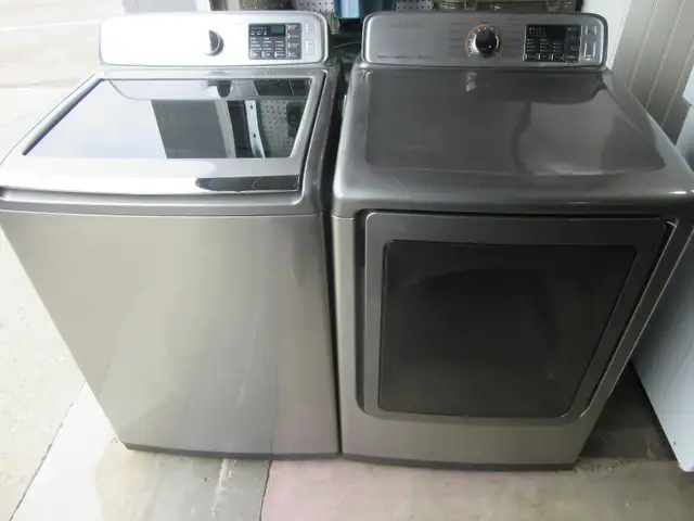 NEWER SAMSUNG WASHER/DRYER