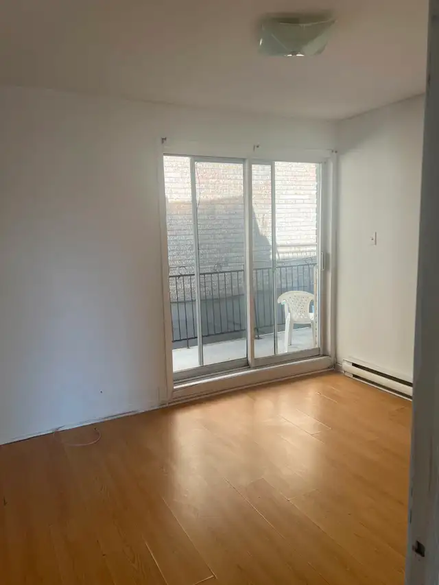 Grand 4 1 / 2, $1290/m, 7721 Rue Lecourt(H1L3J6), 2rd floor - Photo 5
