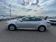 2018 Kia Optima LX FINANCING AVAILABLE/HAIL SPECIAL - Photo 4