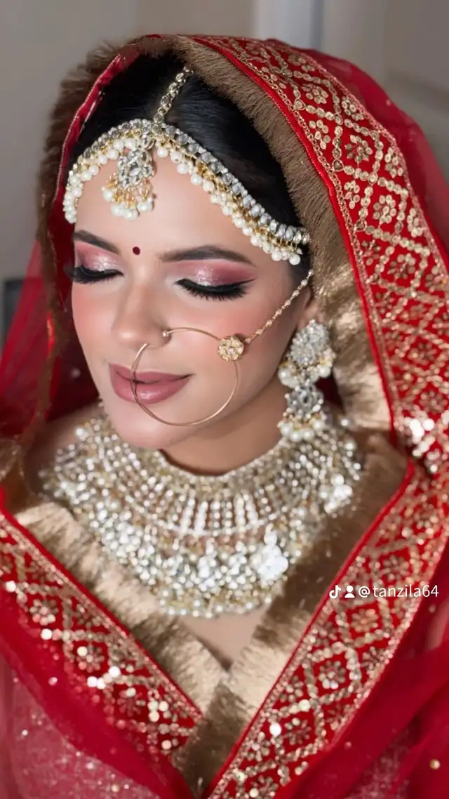 bridal makeup hairs - Photo 9