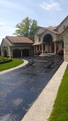 Driveway sealing - Photo 9