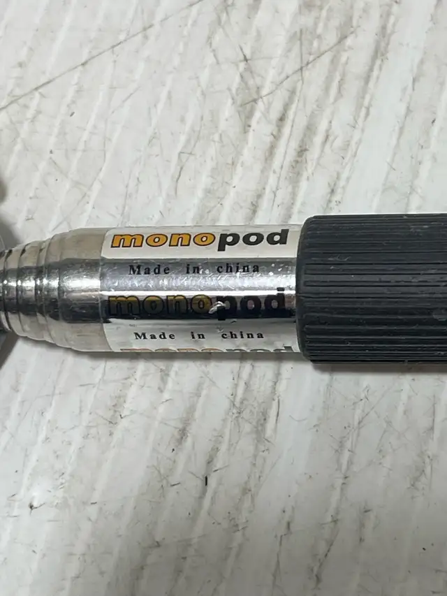 Monopod Selfie Stick - Photo 2