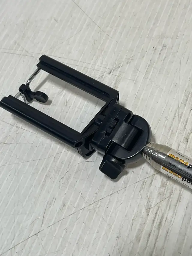 Monopod Selfie Stick - Photo 3