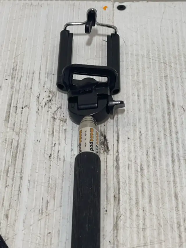 Monopod Selfie Stick - Photo 5