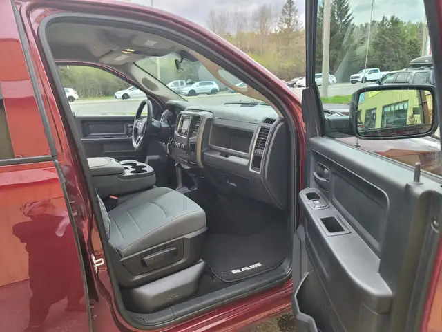 2018 Ram 1500 ST Tradesman Crew Cab 4X4 Bluetooth Dodge Serviced - Photo 14
