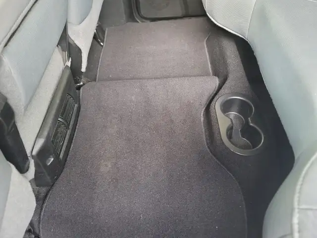 2018 Ram 1500 ST Tradesman Crew Cab 4X4 Bluetooth Dodge Serviced - Photo 27