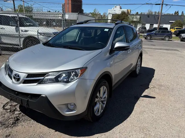 2014 Toyota RAV4 AWD 4dr Limited - Photo 4