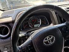 2014 Toyota RAV4 AWD 4dr Limited - Photo 11