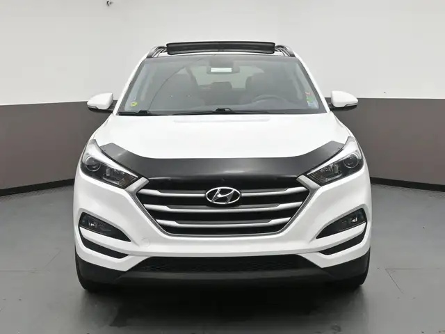 2018 Hyundai Tucson Luxury AWD Leather, Sunroof, Apple/Android, - Photo 2