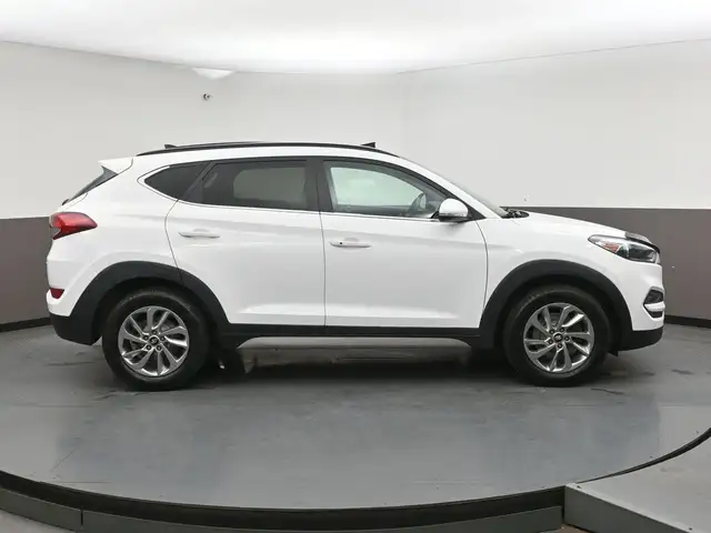 2018 Hyundai Tucson Luxury AWD Leather, Sunroof, Apple/Android, - Photo 39