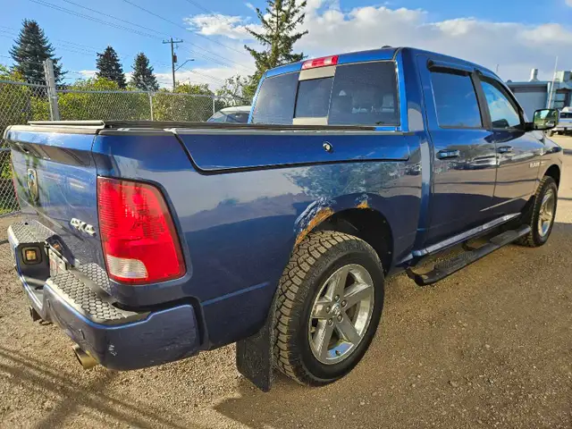 2009 Dodge Ram 1500 Laramie Crew Cab 5.7L Hemi - Photo 3