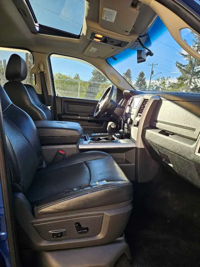 2009 Dodge Ram 1500 Laramie Crew Cab 5.7L Hemi - Photo 7