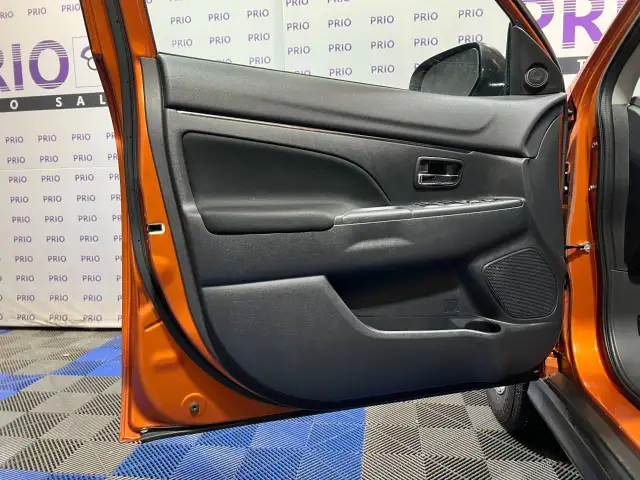 2022 Mitsubishi RVR - Photo 9