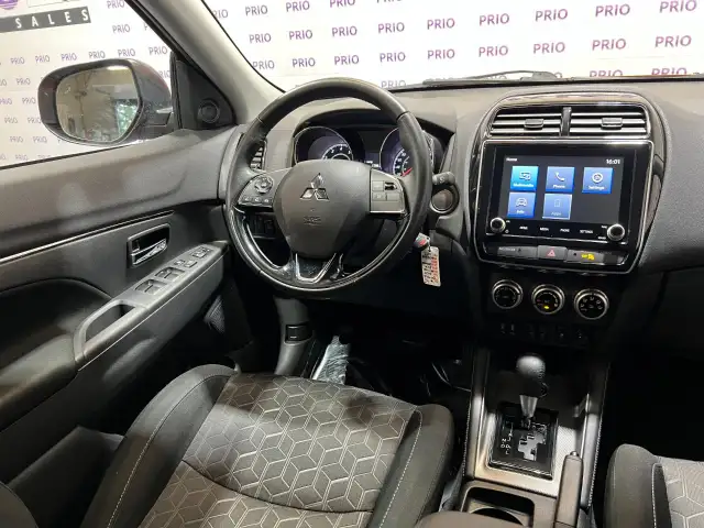 2022 Mitsubishi RVR - Photo 28