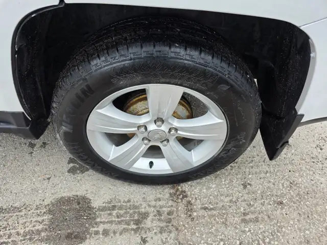 2016 Jeep Compass FWD 4dr North - Photo 8
