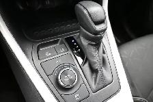 2025 Toyota RAV4 LE HYBRID & GAS |AWD | LOW MILEAGE | APPLE CARP - Photo 11