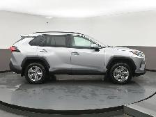 2025 Toyota RAV4 LE HYBRID & GAS |AWD | LOW MILEAGE | APPLE CARP - Photo 33