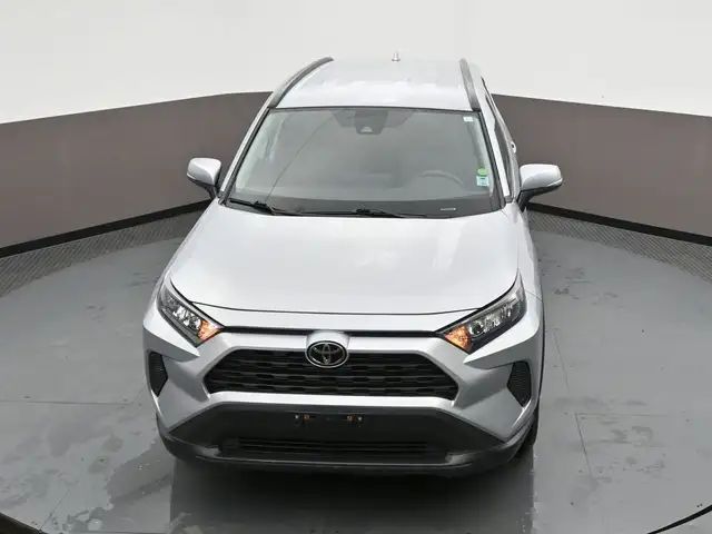 2025 Toyota RAV4 LE HYBRID & GAS |AWD | LOW MILEAGE | APPLE CARP - Photo 43