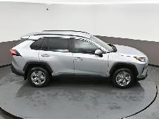 2025 Toyota RAV4 LE HYBRID & GAS |AWD | LOW MILEAGE | APPLE CARP - Photo 49