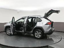2025 Toyota RAV4 LE HYBRID & GAS |AWD | LOW MILEAGE | APPLE CARP - Photo 54