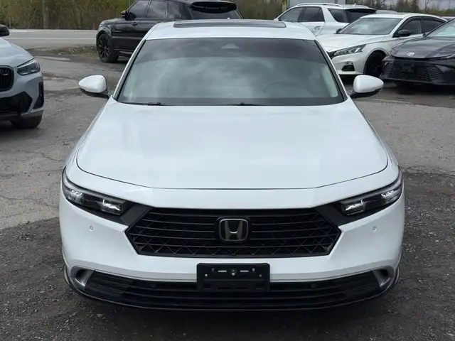 2023 Honda Accord Hybrid Touring - Photo 2