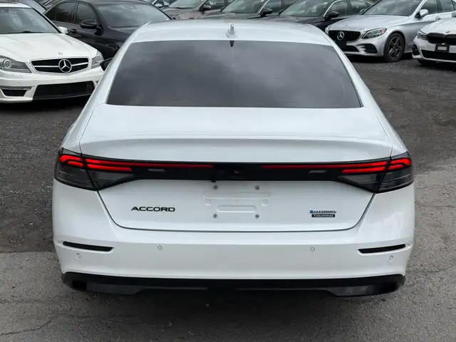 2023 Honda Accord Hybrid Touring - Photo 5