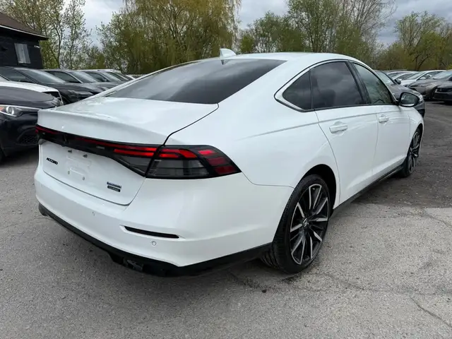 2023 Honda Accord Hybrid Touring - Photo 6