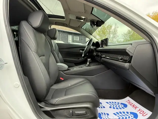 2023 Honda Accord Hybrid Touring - Photo 22