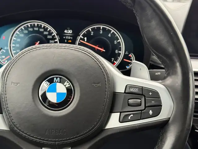2017 BMW 5 Series 540i xDrive M Package - Photo 18