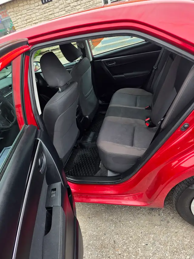 2019 Toyota Corolla LE - Photo 6