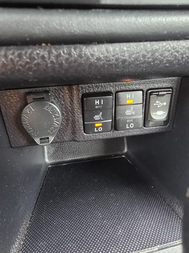 2019 Toyota Corolla LE - Photo 9