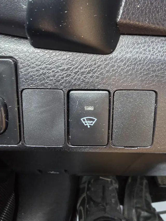 2019 Toyota Corolla LE - Photo 12