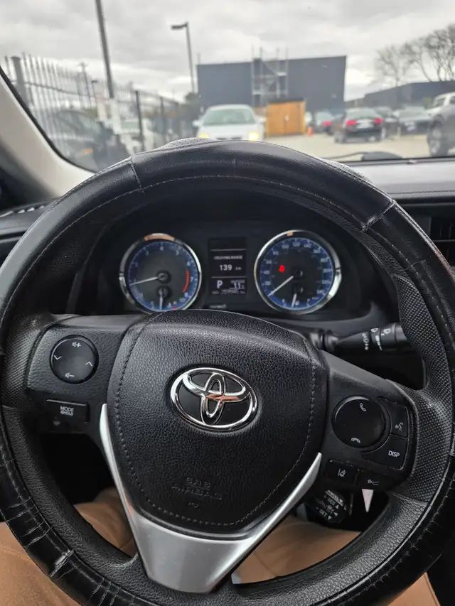 2019 Toyota Corolla LE - Photo 13