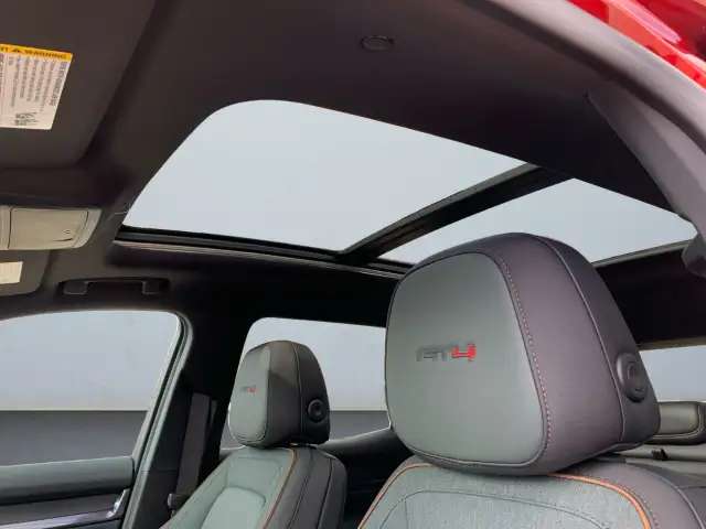 2026 GMC Terrain - Photo 13