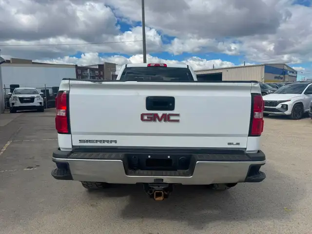 2018 GMC Sierra 3500HD SLE - Photo 5
