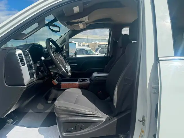 2018 GMC Sierra 3500HD SLE - Photo 15
