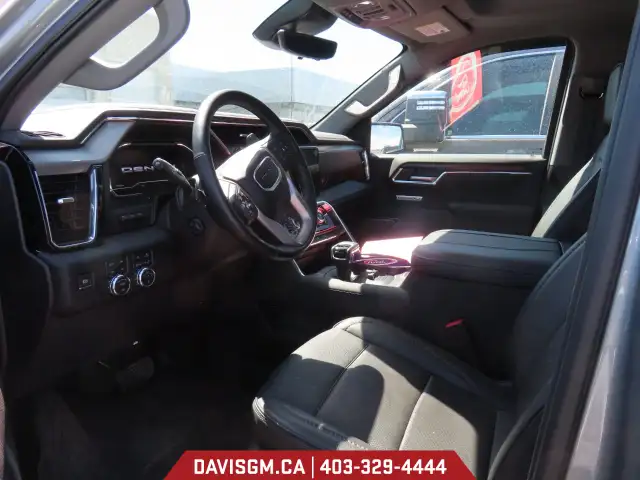2025 GMC Sierra 1500 - Photo 9