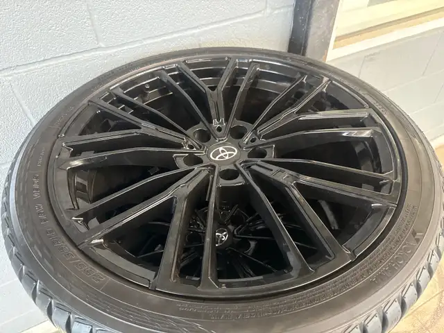 2023 Toyota GR Supra 3.0 GR! Two Sets of Tires and Rims! - Photo 26