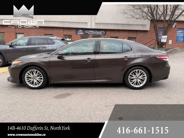 2020 Toyota Camry Hybrid XLE Auto, LEATHER, SUNROOF, NAVIGATION - Photo 4