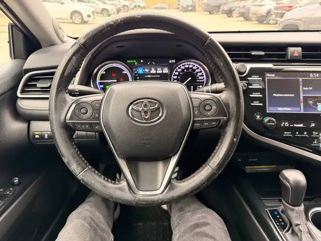 2020 Toyota Camry Hybrid XLE Auto, LEATHER, SUNROOF, NAVIGATION - Photo 17
