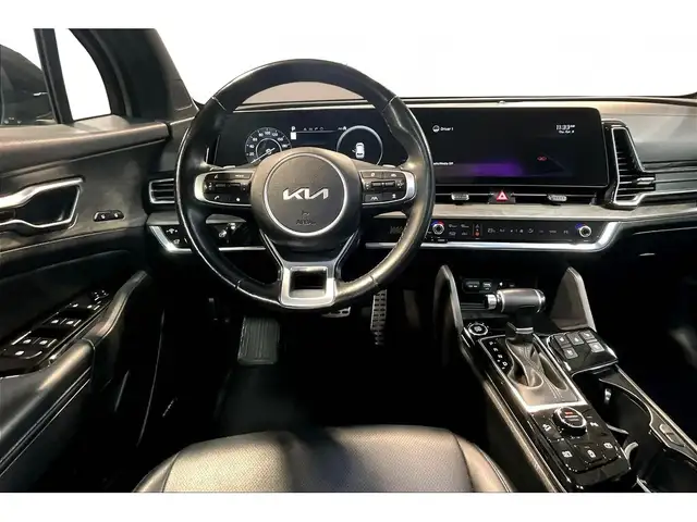 2023 Kia Sportage AWD | LEATHER | NAV | PANORAMIC SUNROOF | - Photo 3