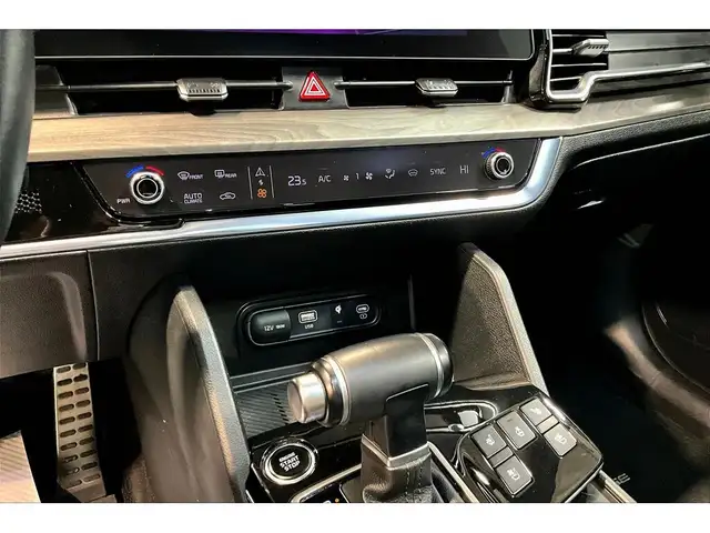 2023 Kia Sportage AWD | LEATHER | NAV | PANORAMIC SUNROOF | - Photo 17